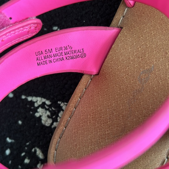 Nina Sandals - Picture 4 of 6